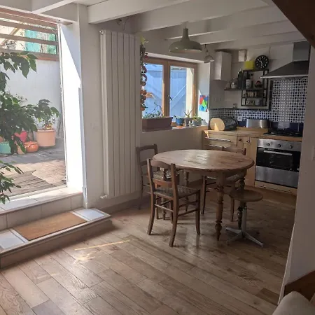 Maison Avec Terrasse - Proche Gare Et Centre *